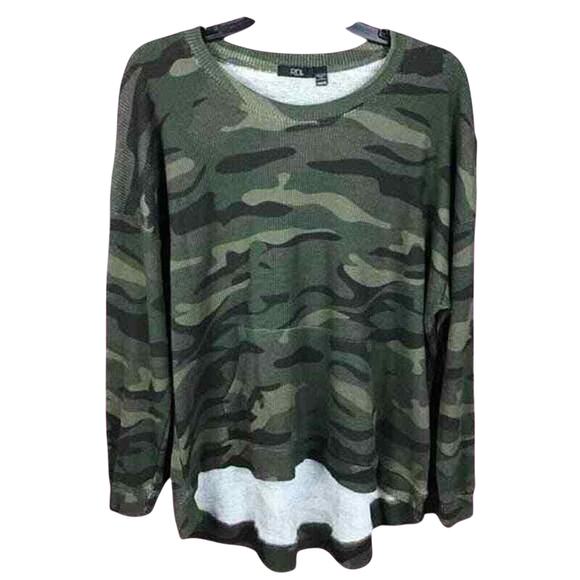 RDI Womens Medium Camo Thermal Top Hi-Low Hem Kangaroo Pocket Green NWOT - Picture 1 of 14
